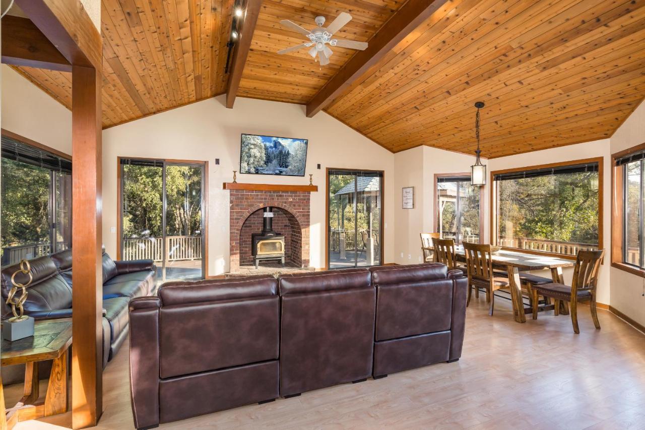 Casa Rio Yosemite -Waterfall Plus 9 Acres オークハースト エクステリア 写真