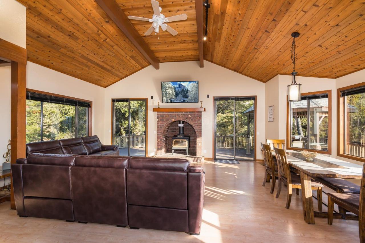 Casa Rio Yosemite -Waterfall Plus 9 Acres オークハースト エクステリア 写真